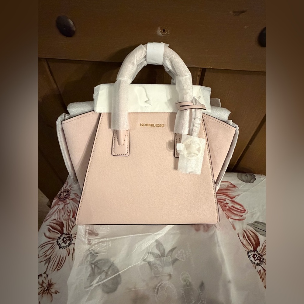 Michael Kors powder‎ Blush Pink leather Satchel original $398 in packaging